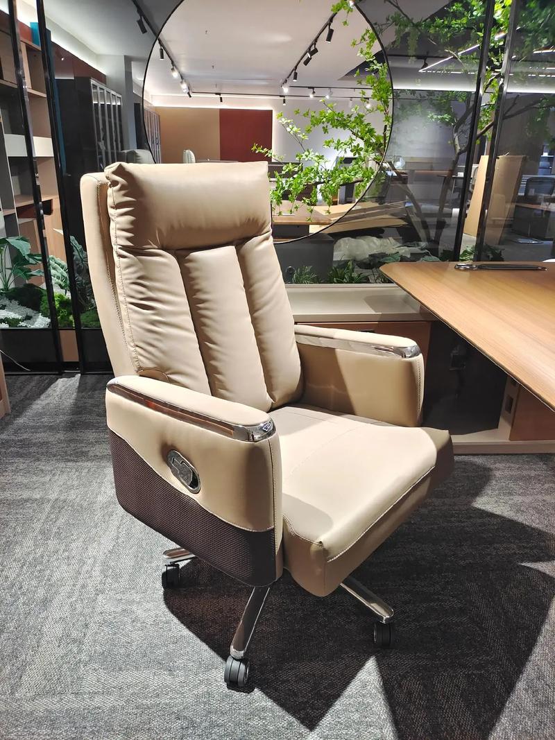 现代简约办公家具 佛山工厂打造高效工作空间